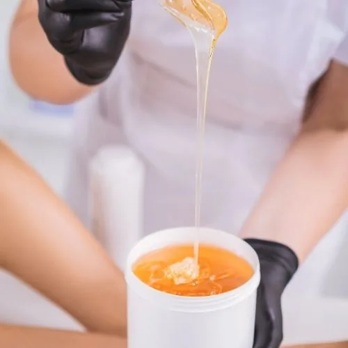 Depilação com cera no salão de beleza B7 Mix em Imbituba SC